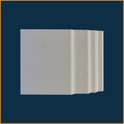 Stepped architrave front